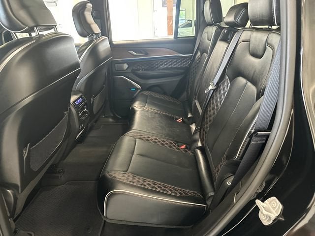 2023 Jeep Grand Cherokee Summit 4x4