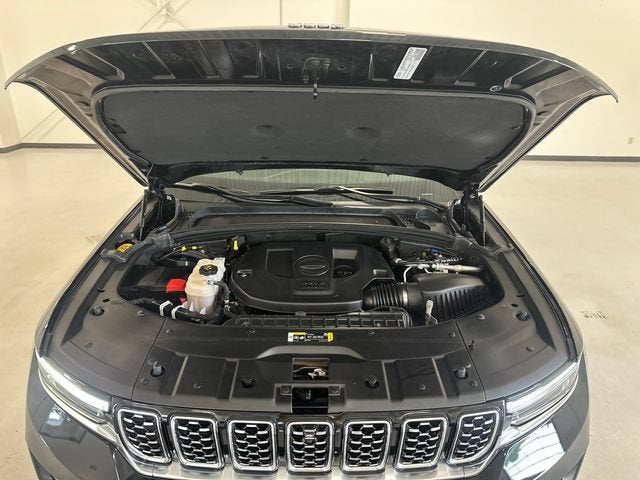 2023 Jeep Grand Cherokee Summit 4x4