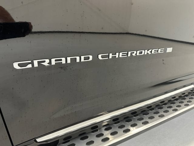 2023 Jeep Grand Cherokee Summit 4x4