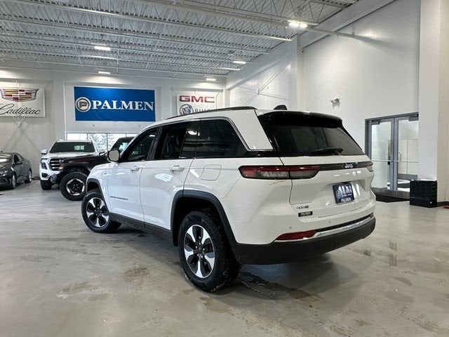 2022 Jeep Grand Cherokee 4xe Base