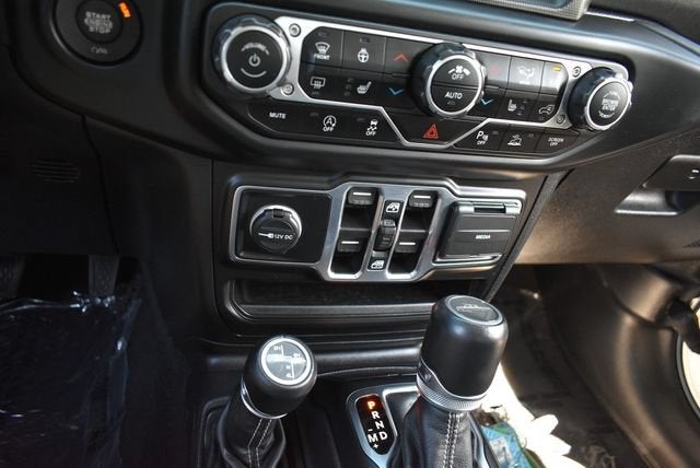 2021 Jeep Gladiator Overland 4x4