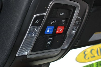2023 RAM 1500 Laramie Crew Cab 4x4 5'7" Box