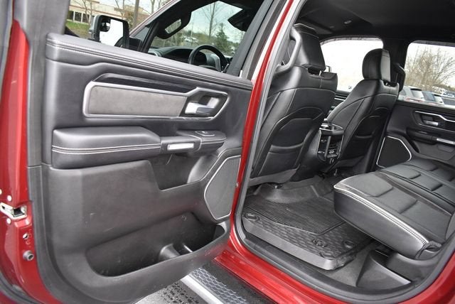 2023 RAM 1500 Laramie Crew Cab 4x4 5'7" Box