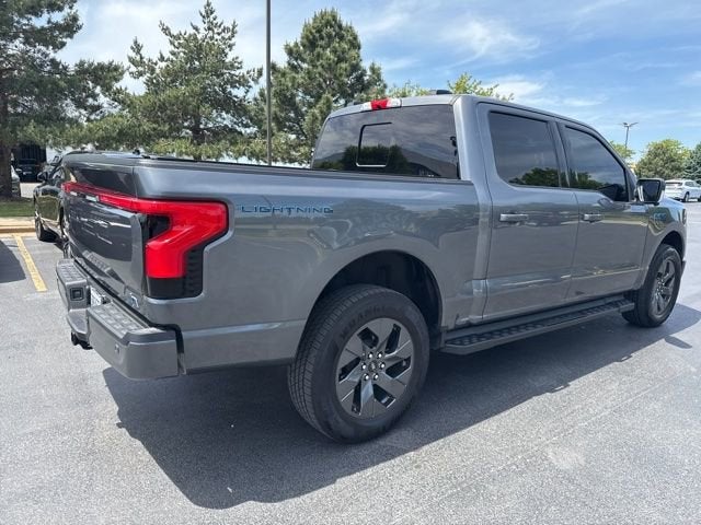 2025 Ford F-150 Lightning LARIAT