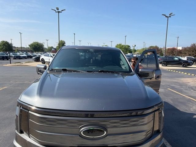 2022 Ford F-150 Lightning LARIAT