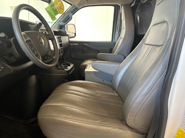 2024 Chevrolet Express Cargo 2500 WT