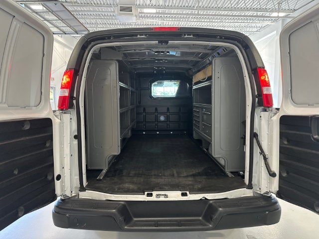 2024 Chevrolet Express Cargo 2500 WT