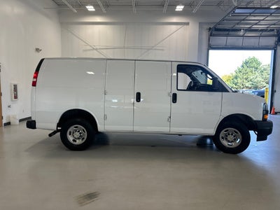2024 Chevrolet Express Cargo 2500 WT