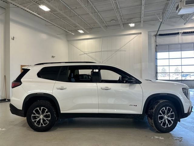 2025 GMC Acadia AT4