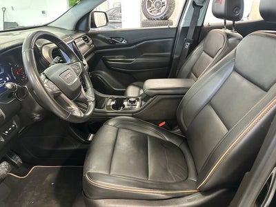 2022 GMC Acadia AT4