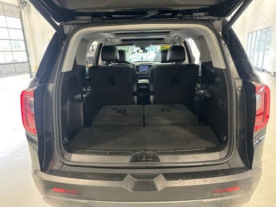 2022 GMC Acadia AT4