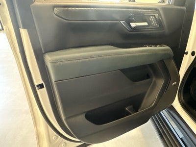 2025 GMC Yukon AT4