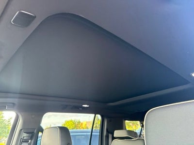 2024 GMC Yukon XL SLT
