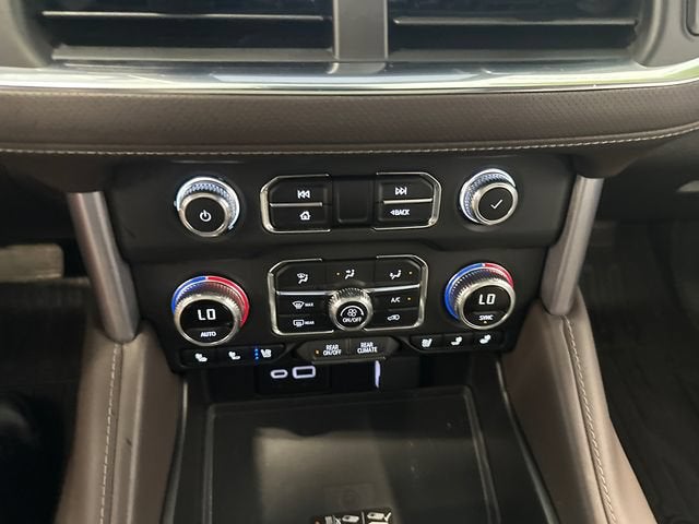 2024 GMC Yukon XL SLT