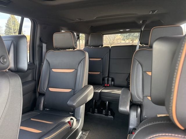 2021 GMC Yukon XL AT4