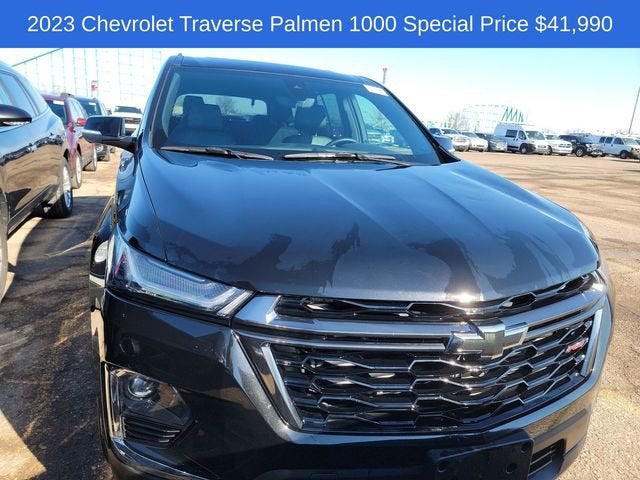 2023 Chevrolet Traverse RS