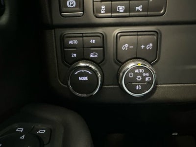 2025 Chevrolet Suburban RST