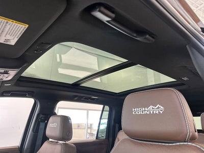 2023 Chevrolet Suburban High Country