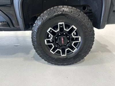 2025 GMC Sierra 2500 HD AT4X