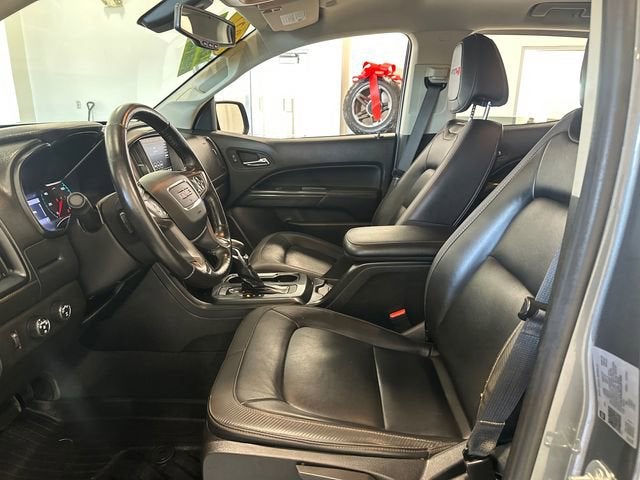 2022 GMC Canyon AT4 - Leather