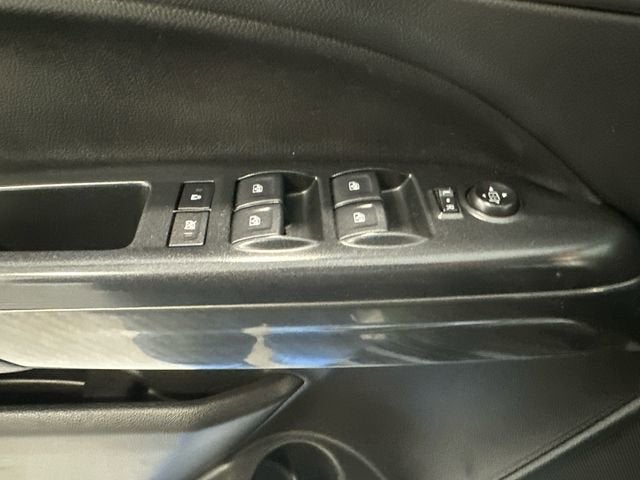 2022 GMC Canyon AT4 - Leather