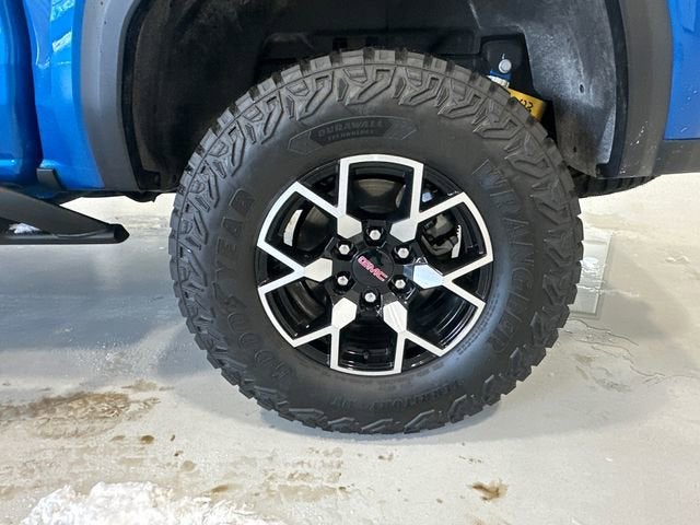 2024 GMC Canyon AT4X