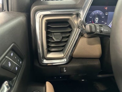 2024 GMC Canyon Denali