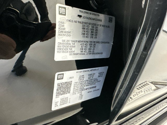 2023 GMC Sierra 1500 SLT