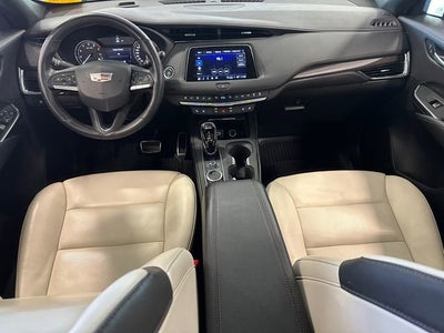 2023 Cadillac XT4 Sport