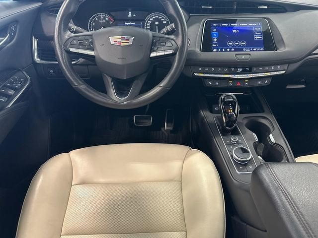 2023 Cadillac XT4 Sport