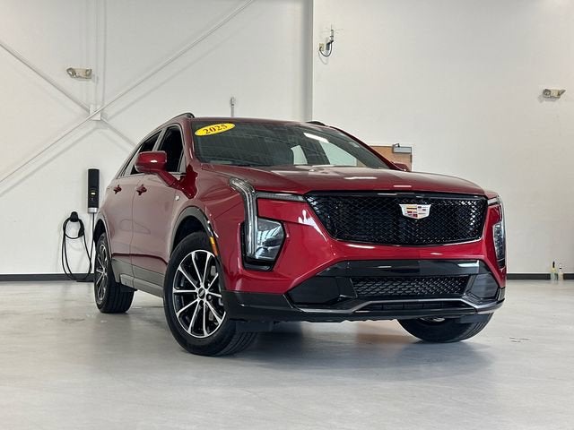 2025 Cadillac XT4 Sport