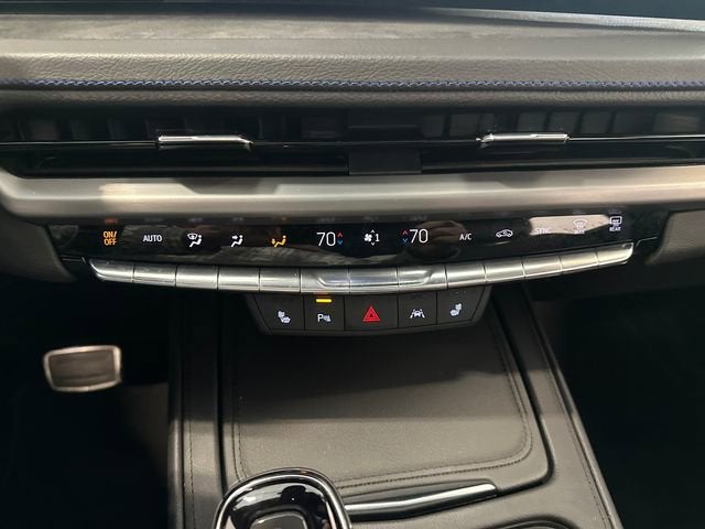 2025 Cadillac XT4 Sport
