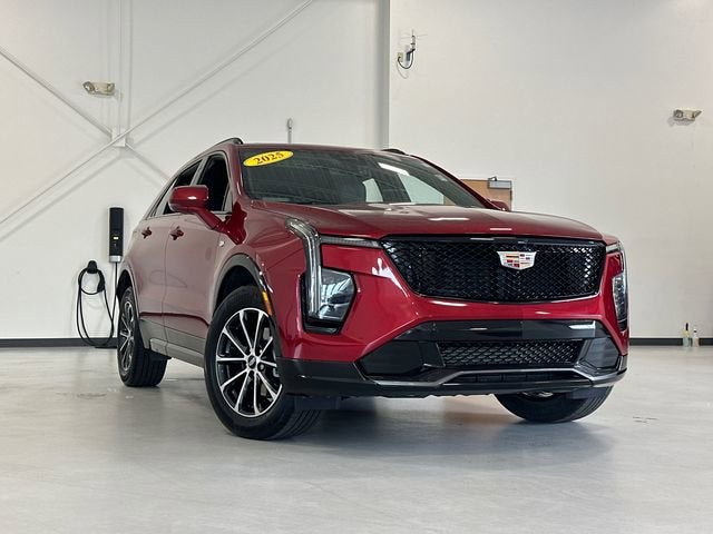 2025 Cadillac XT4 Sport