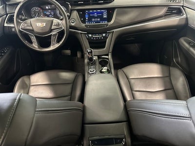 2022 Cadillac XT5 Premium Luxury