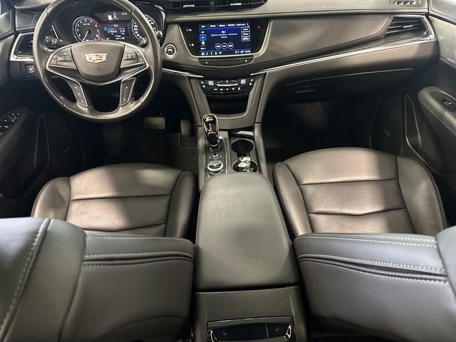 2022 Cadillac XT5 Premium Luxury