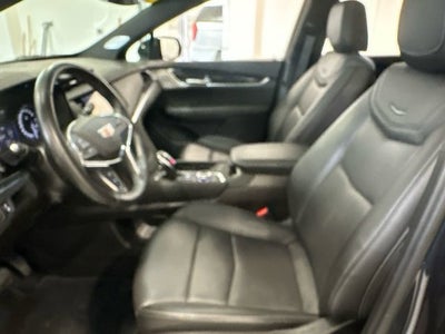 2022 Cadillac XT5 Premium Luxury