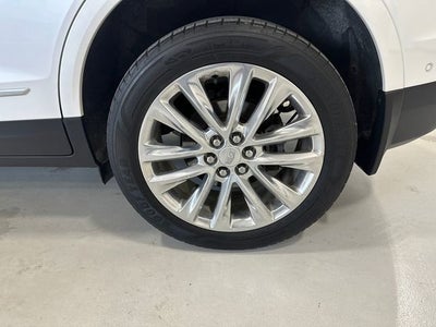 2017 Cadillac XT5 Platinum AWD