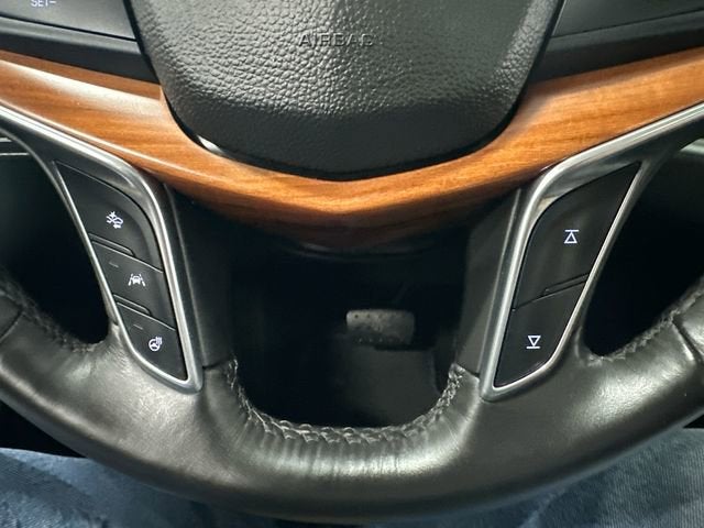 2017 Cadillac XT5 Platinum AWD