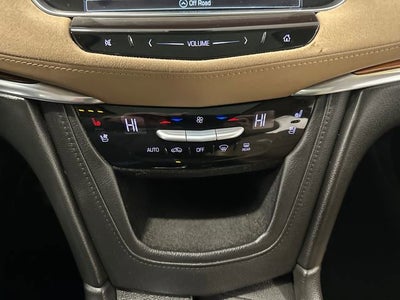 2017 Cadillac XT5 Platinum AWD