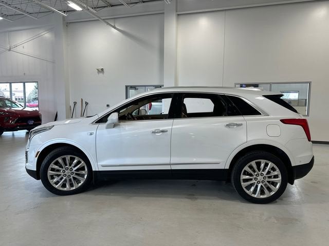 2017 Cadillac XT5 Platinum AWD