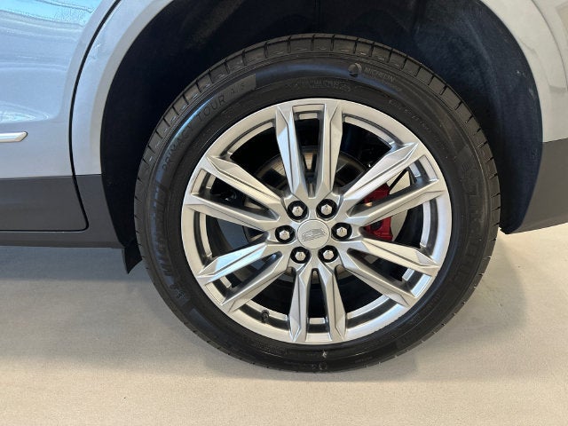 2024 Cadillac XT5 Sport