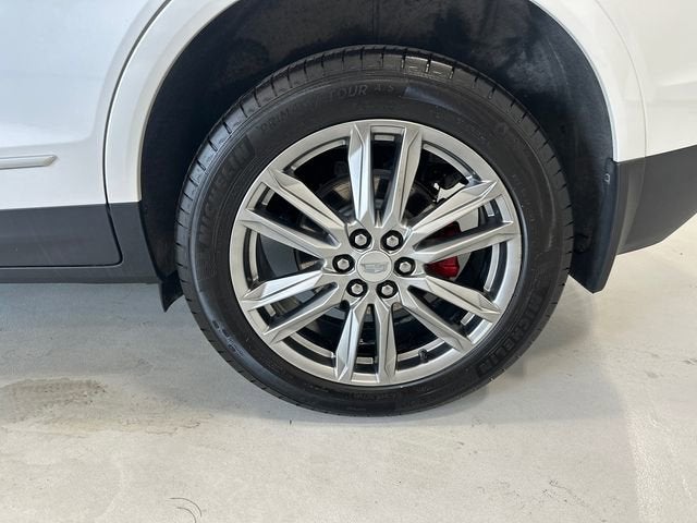 2025 Cadillac XT5 Sport