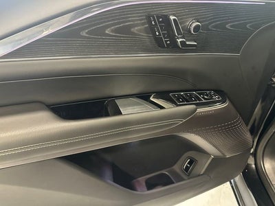 2024 Cadillac LYRIQ Luxury 1