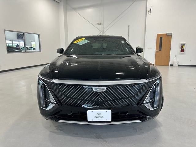 2024 Cadillac LYRIQ Luxury 1