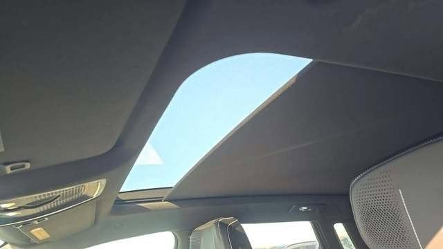 2024 Cadillac LYRIQ Sport 2