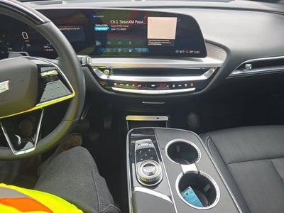 2024 Cadillac LYRIQ Sport 2