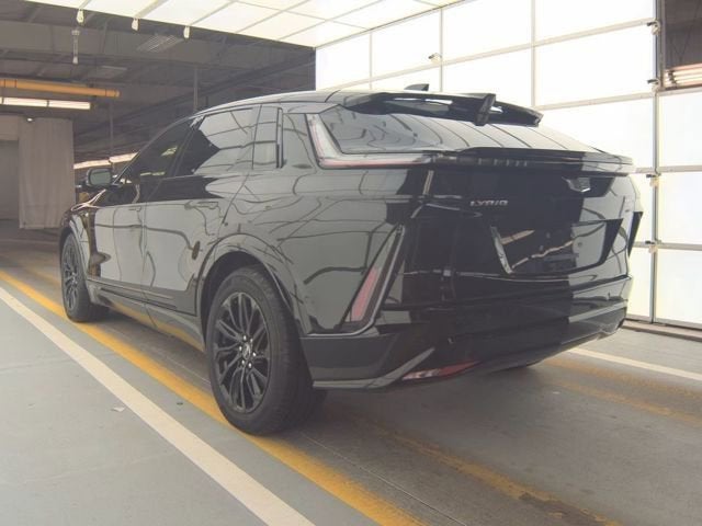 2024 Cadillac LYRIQ Sport 2