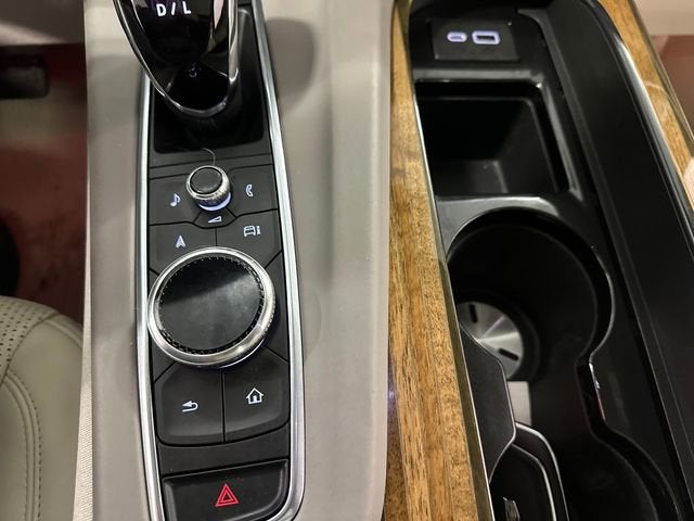 2022 Cadillac Escalade ESV Sport Platinum