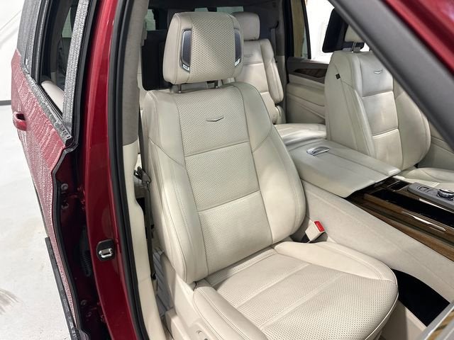 2022 Cadillac Escalade ESV Sport Platinum