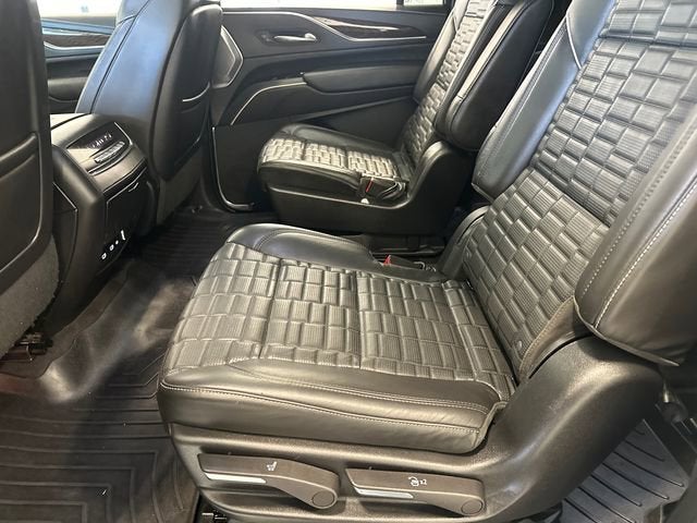2022 Cadillac Escalade ESV Sport Platinum